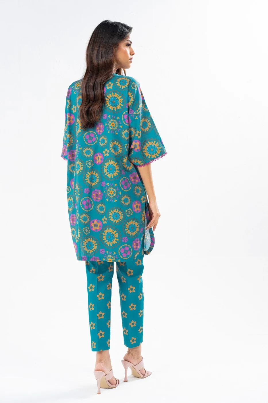 2 Pc Printed Lawn Suit With Printed Cambric Trouser