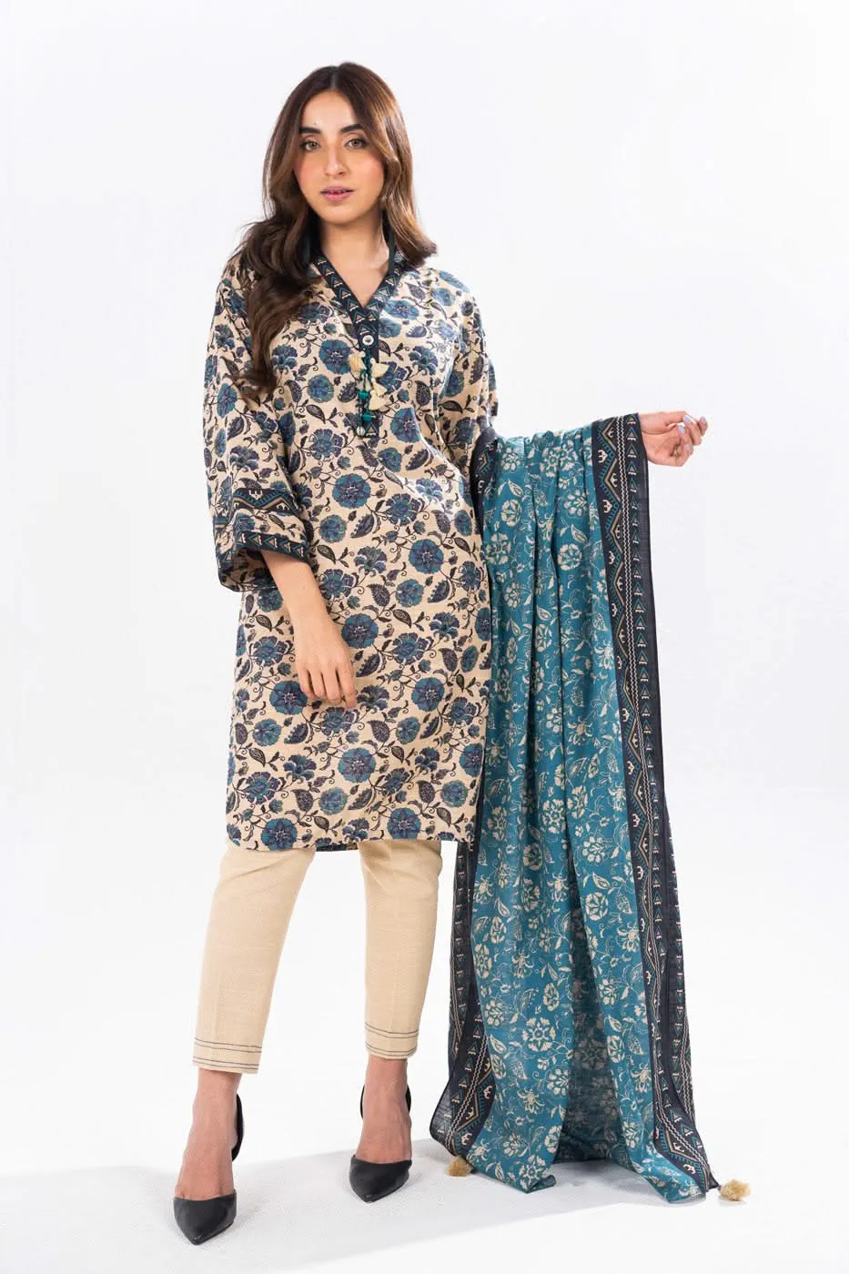 3 Piece Printed Khaddar Suit With Light Khaddar Dupatta