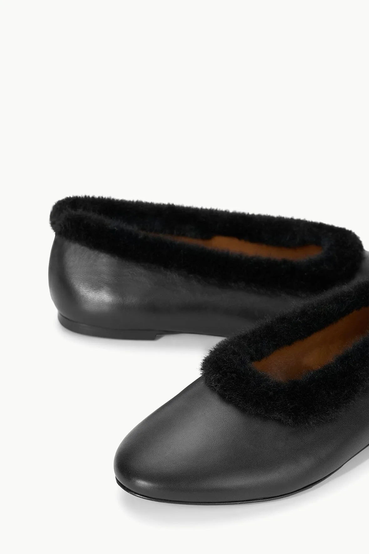 ALBA FAUX FUR TRIM BALLET FLAT | BLACK