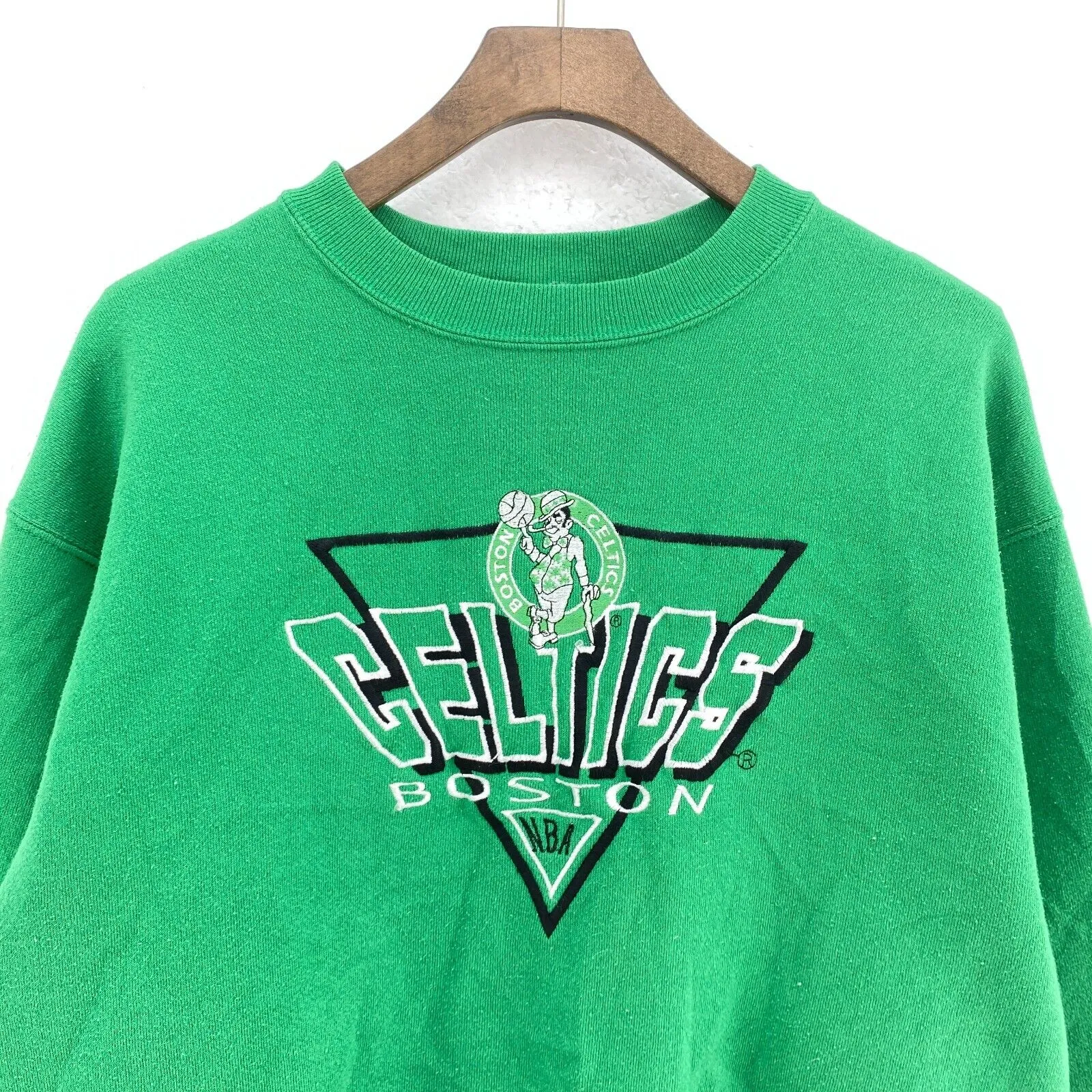 Boston Celtics Logo Green Vintage Sweatshirt Size L Crewneck