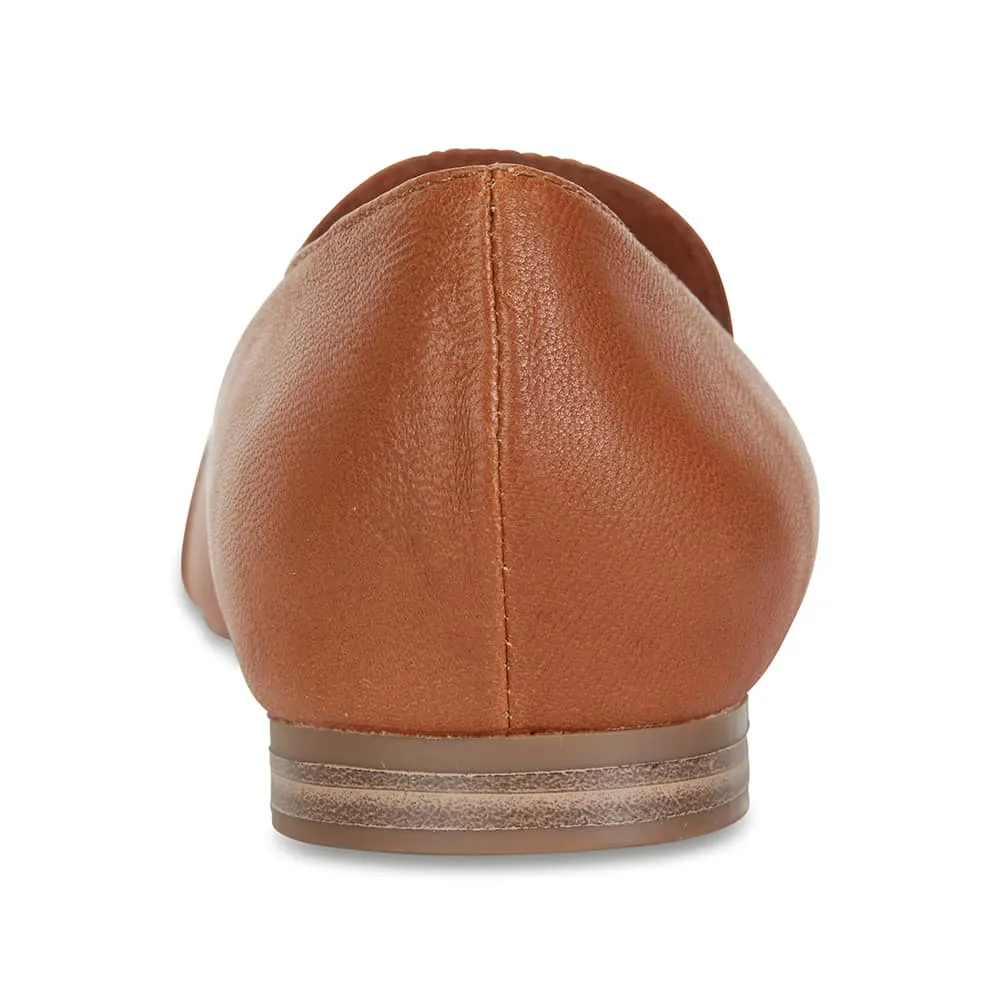 Castle Flat in Cognac Leather