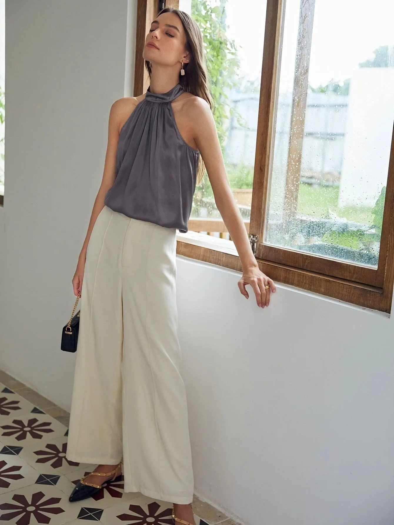 Classic Silk Gathered Halter Silk Top Sleeveless Silk Shirt for Women