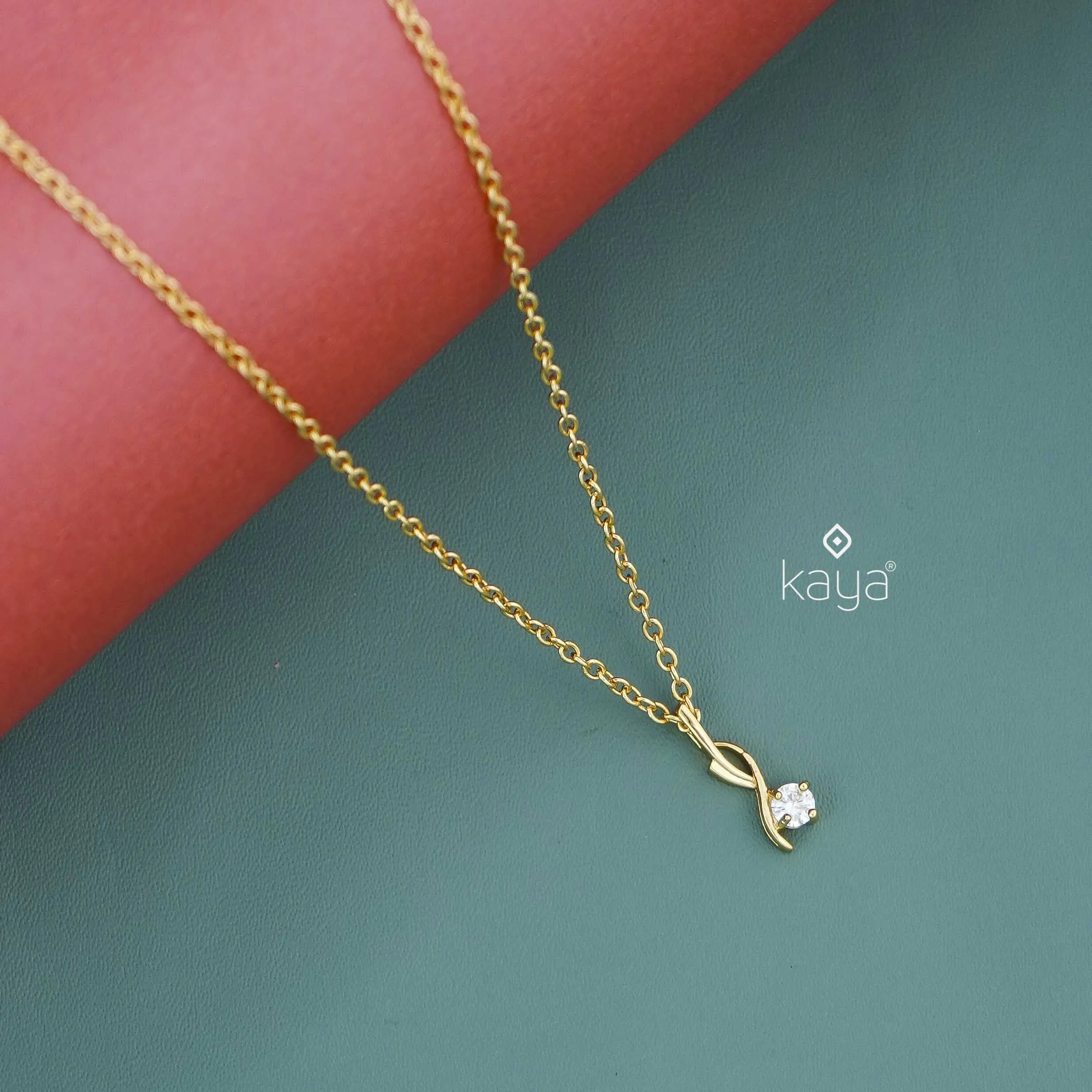 KJ101188 - Simple pendant Necklace