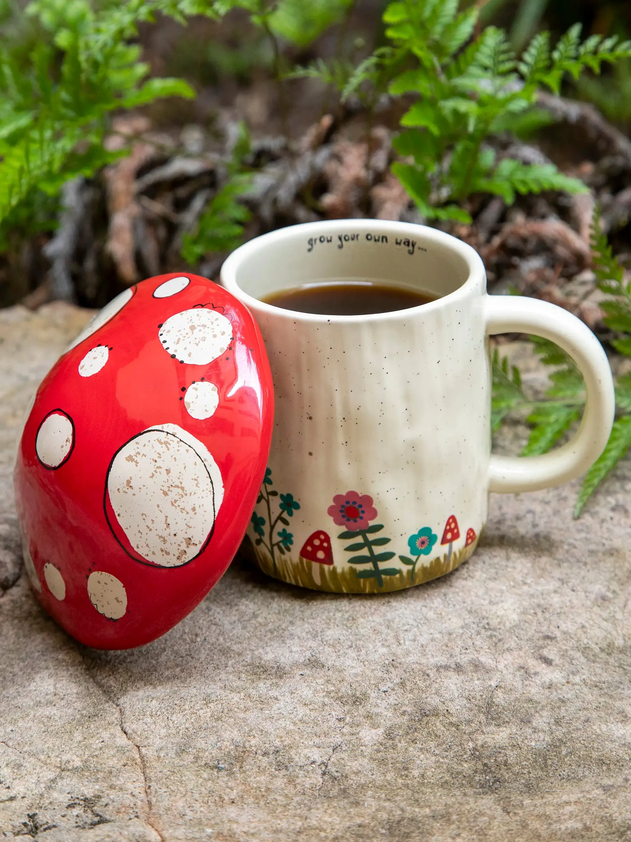 Lidded Mug - Mushroom