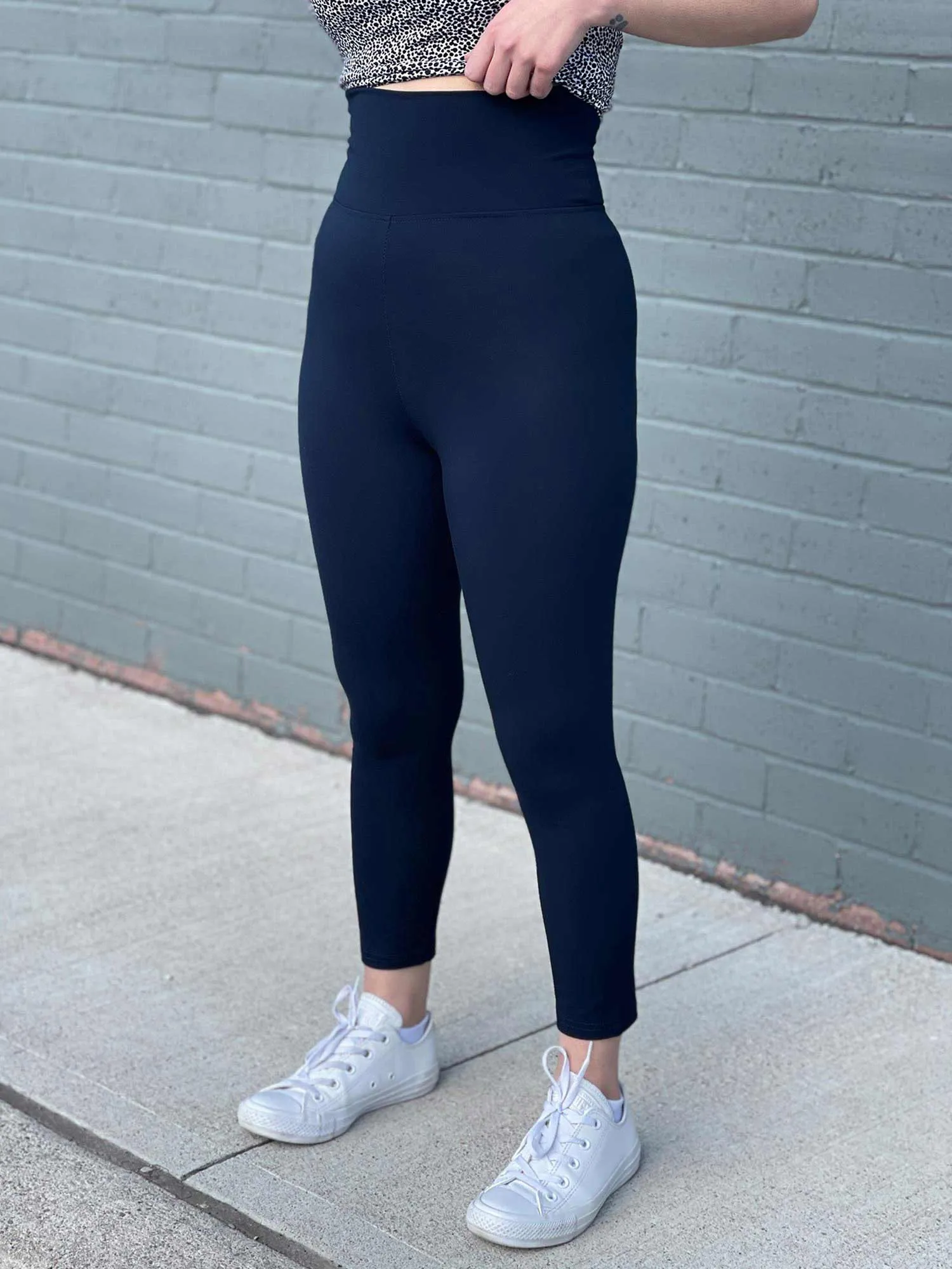 Lisa2 high waisted capri legging