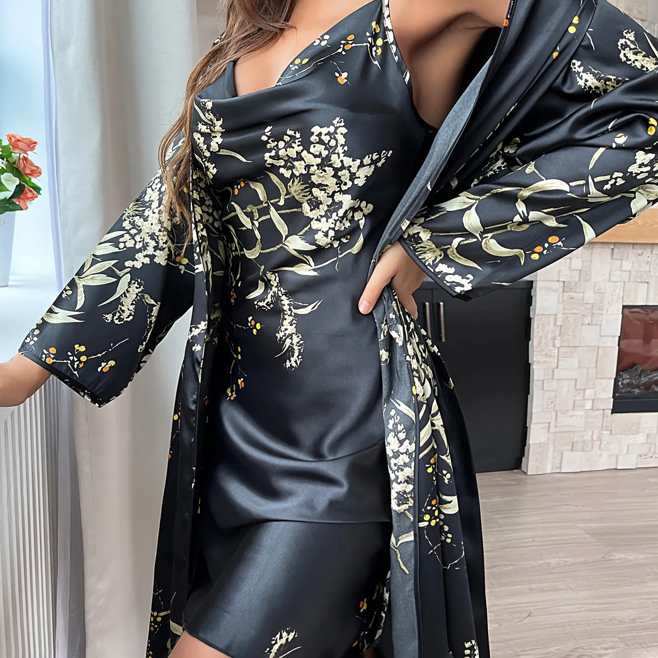 Sexy Deep V Neck Nightwear Silk Printing Silk Robe Silk Chemise and Kimono Set