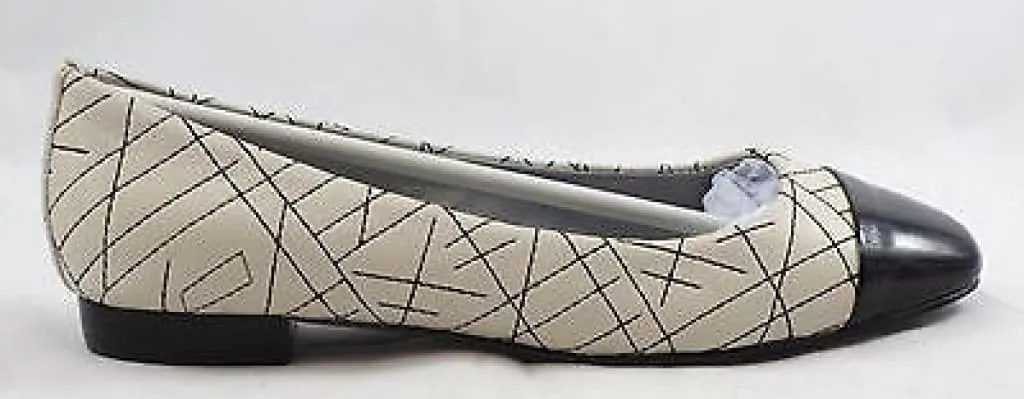 TAHARI Women's Imani Flats - Warm White/Black Patent - Multi SZ NIB - MSRP $89